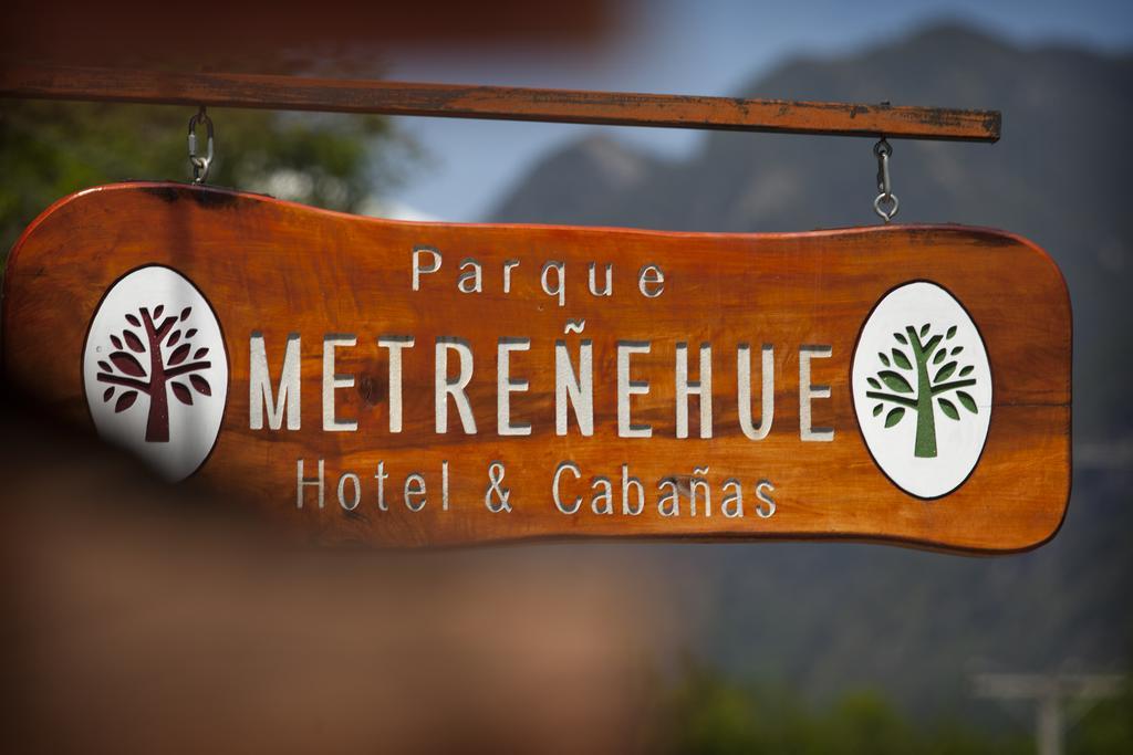 Hotel Posada Del Rio - Parque Metrenehue Pucon Bagian luar foto